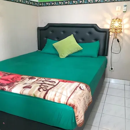 Glory Homestay Yogyakarta Extérieur photo