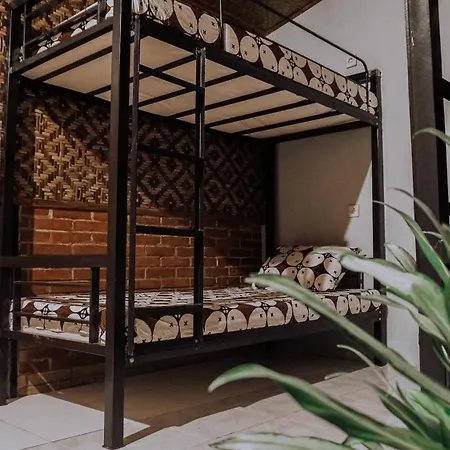 Glory Homestay Yogyakarta Extérieur photo