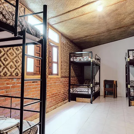 Glory Homestay Yogyakarta Extérieur photo